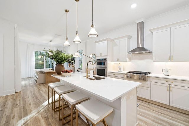 160 N J Hunter's Way, Freeport, FL 32439