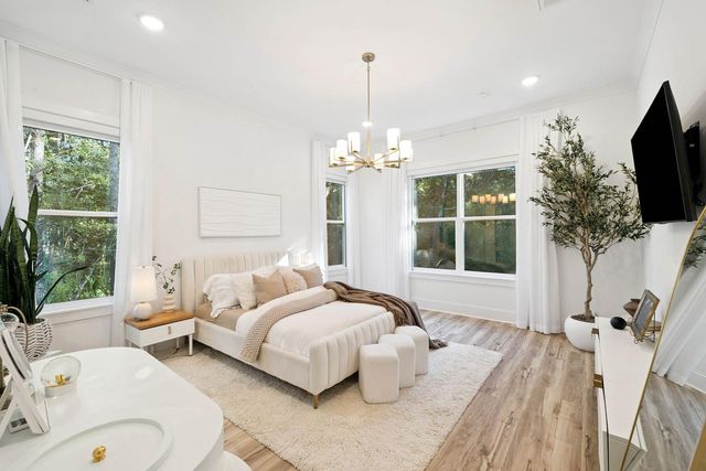 160 N J Hunter's Way, Freeport, FL 32439