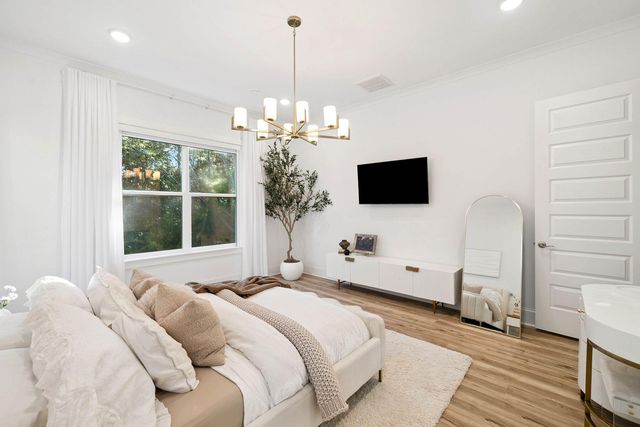 160 N J Hunter's Way, Freeport, FL 32439