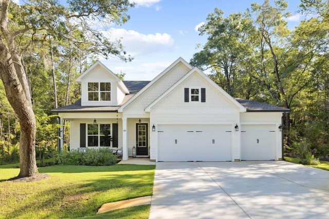 160 N J Hunter's Way, Freeport, FL 32439