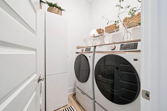 160 N J Hunter's Way, Freeport, FL 32439