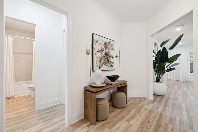 160 N J Hunter's Way, Freeport, FL 32439