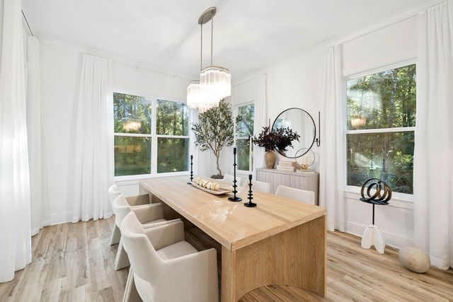 160 N J Hunter's Way, Freeport, FL 32439