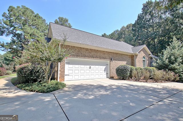 175 Donegal Drive, Tyrone, GA 30290