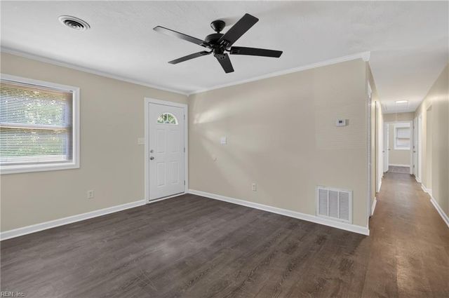 1049 E Little Back River RD, Hampton, VA 23669