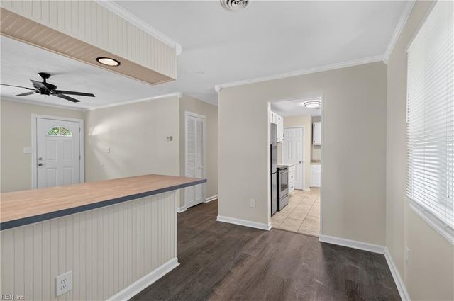 1049 E Little Back River RD, Hampton, VA 23669