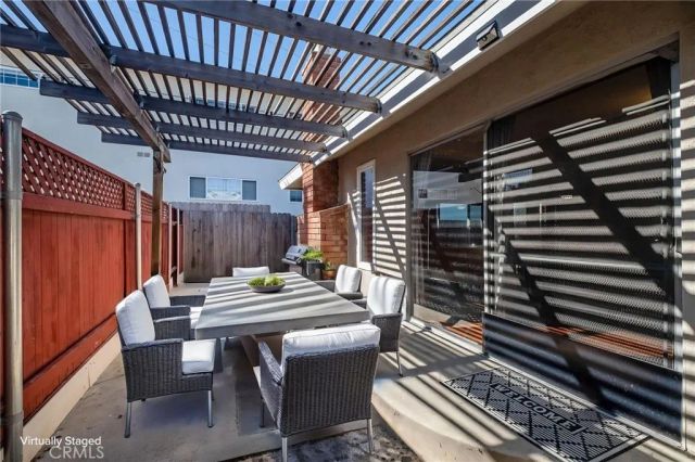 25912 Viana Ave., Lomita, CA 90717