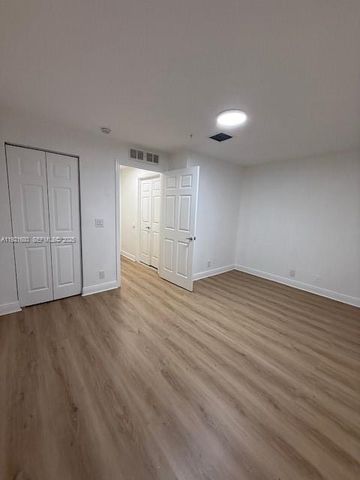 1972 NE 5th St 1972, Boynton Beach, FL 33435