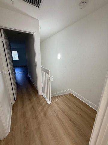 1972 NE 5th St 1972, Boynton Beach, FL 33435