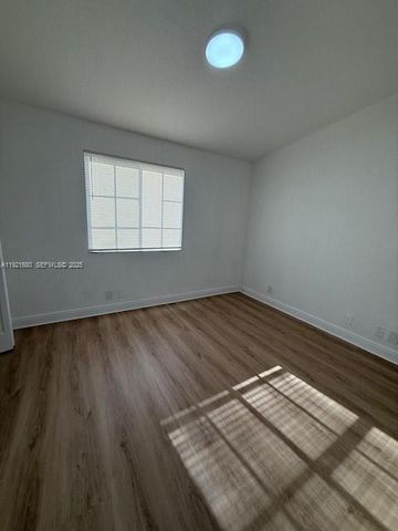 1972 NE 5th St 1972, Boynton Beach, FL 33435