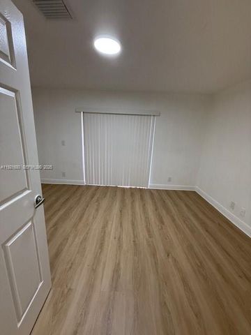 1972 NE 5th St 1972, Boynton Beach, FL 33435