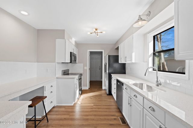 815 Usher Avenue SW, South Brunswick, NC 28470