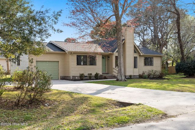 815 Usher Avenue SW, South Brunswick, NC 28470