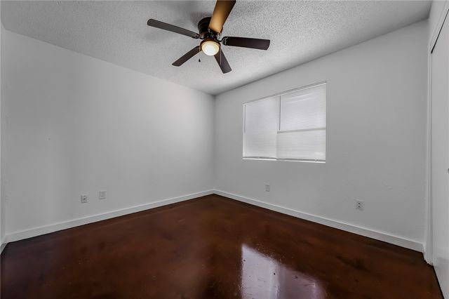 6641 Rhine Dr B, Corpus Christi, TX 78412