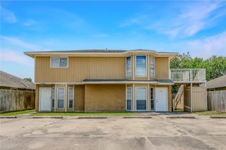 6641 Rhine Dr B, Corpus Christi, TX 78412