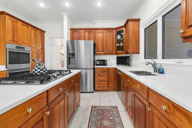 5010 Timber Race Course, Hollywood, SC 29449