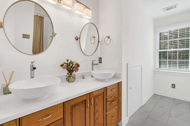 5010 Timber Race Course, Hollywood, SC 29449