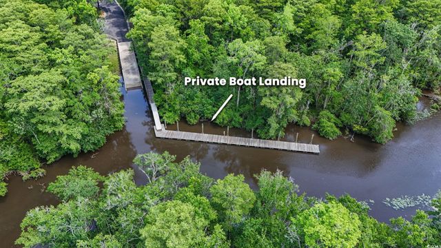 160 Stonington Dr., Murrells Inlet, SC 29576