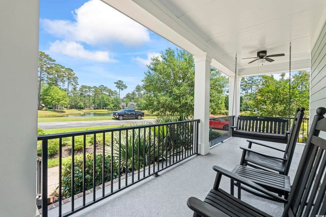 160 Stonington Dr., Murrells Inlet, SC 29576