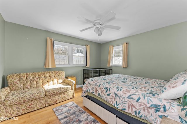 28 Kile Drive, Glenville, NY 12302