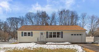 28 Kile Drive, Glenville, NY 12302