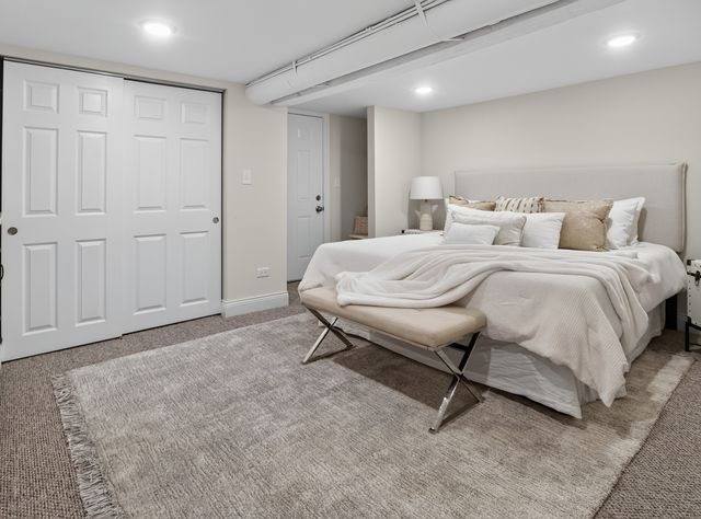 3169 W Monroe Street, Chicago, IL 60612