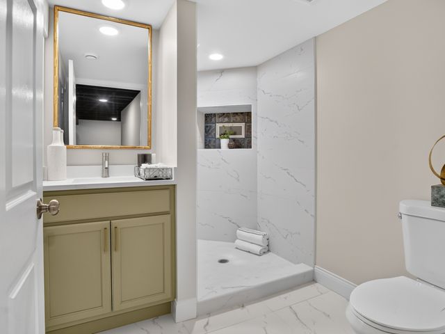 3169 W Monroe Street, Chicago, IL 60612