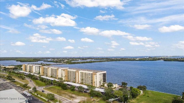 300 S Sykes Creek Parkway 308, Merritt Island, FL 32952
