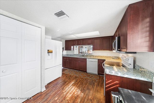 300 S Sykes Creek Parkway 308, Merritt Island, FL 32952