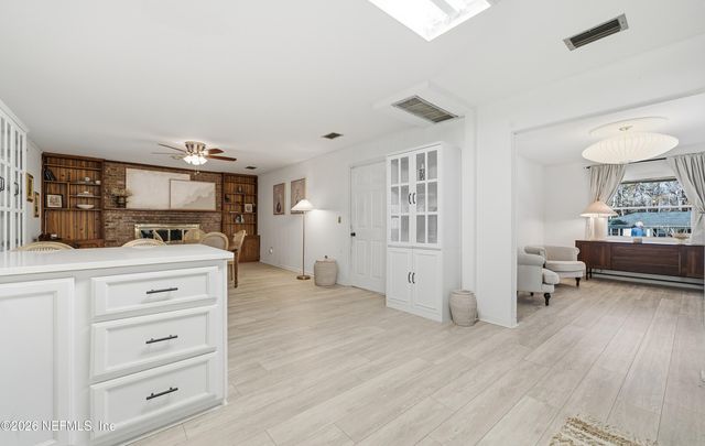 5239 PEGGY Lane, Middleburg, FL 32068