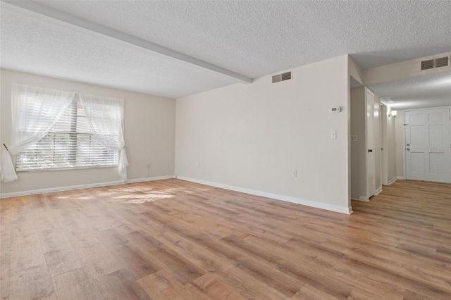 230 N BAYSHORE BOULEVARD 106, Clearwater, FL 33759