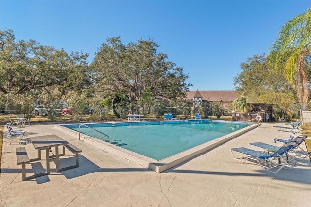 230 N BAYSHORE BOULEVARD 106, Clearwater, FL 33759