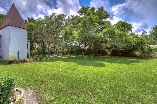 230 N BAYSHORE BOULEVARD 106, Clearwater, FL 33759