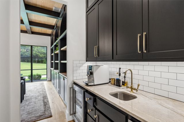 7025 County Road 202, Mckinney, TX 75071