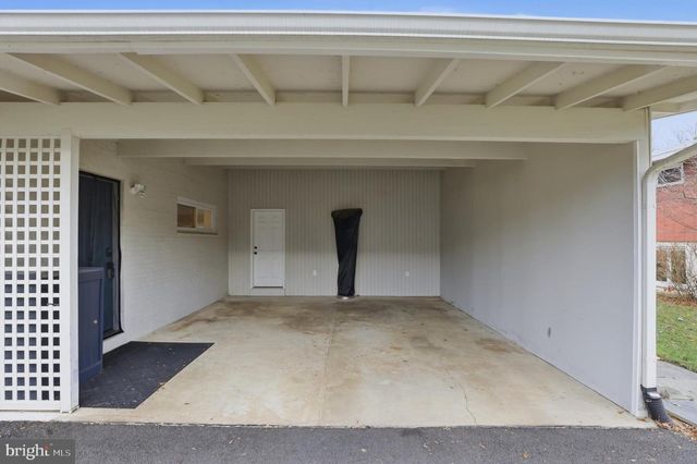 6616 BEVERLY AVE, Mclean, VA 22101