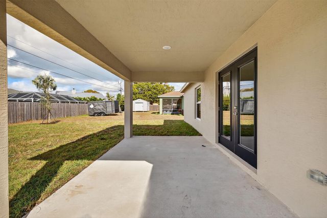 4122 SW Baird Street, Port St. Lucie, FL 34953
