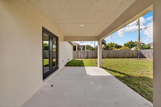 4122 SW Baird Street, Port St. Lucie, FL 34953