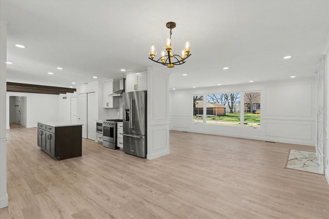 1808 Golfview Drive, Urbana, IL 61801