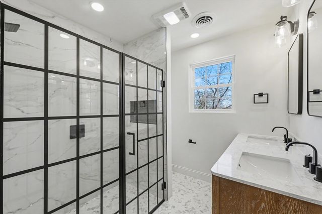 1808 Golfview Drive, Urbana, IL 61801