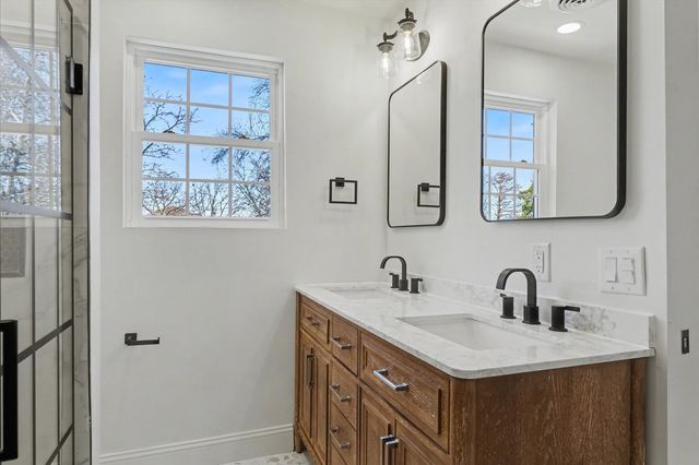 1808 Golfview Drive, Urbana, IL 61801