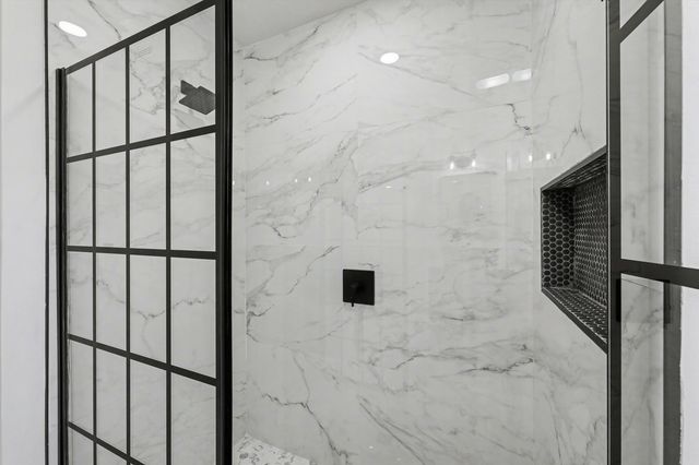 1808 Golfview Drive, Urbana, IL 61801