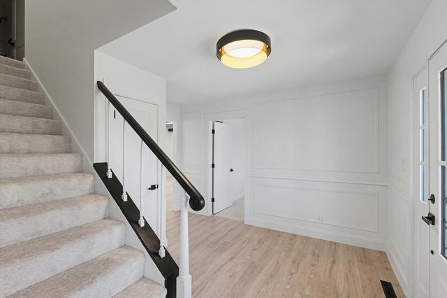 1808 Golfview Drive, Urbana, IL 61801