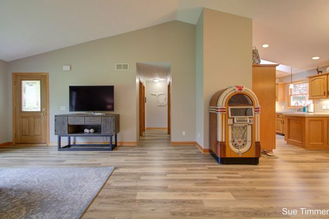 2042 Hayes Street, Marne, MI 49435