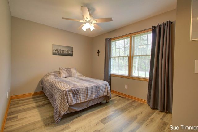 2042 Hayes Street, Marne, MI 49435