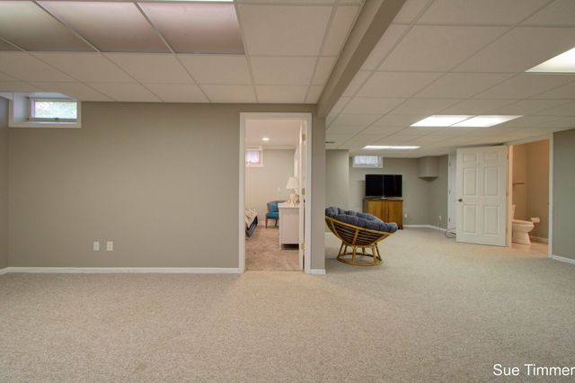 2042 Hayes Street, Marne, MI 49435