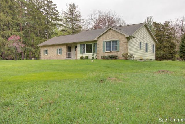 2042 Hayes Street, Marne, MI 49435