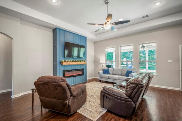 13351 Hidden Manor Court, Willis, TX 77318