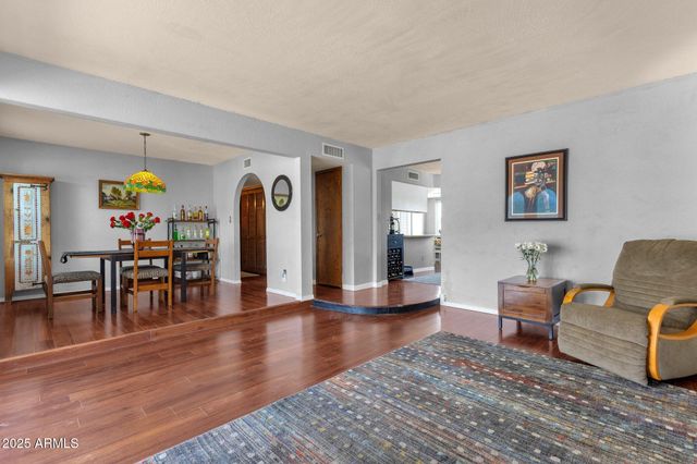 6401 E Voltaire Avenue, Scottsdale, AZ 85254