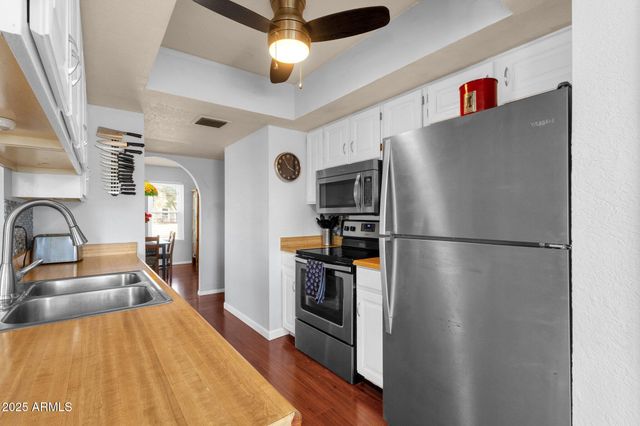 6401 E Voltaire Avenue, Scottsdale, AZ 85254