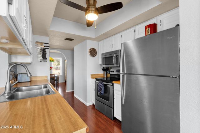 6401 E Voltaire Avenue, Scottsdale, AZ 85254